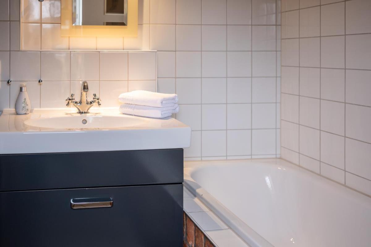 Apartmenthaus Brunnenhof Papstdorf ภายนอก รูปภาพ