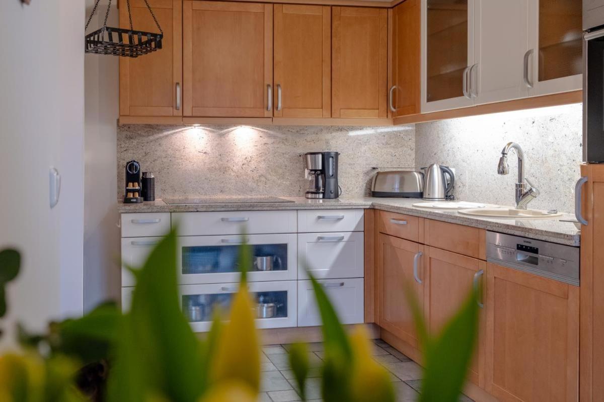 Apartmenthaus Brunnenhof Papstdorf ภายนอก รูปภาพ