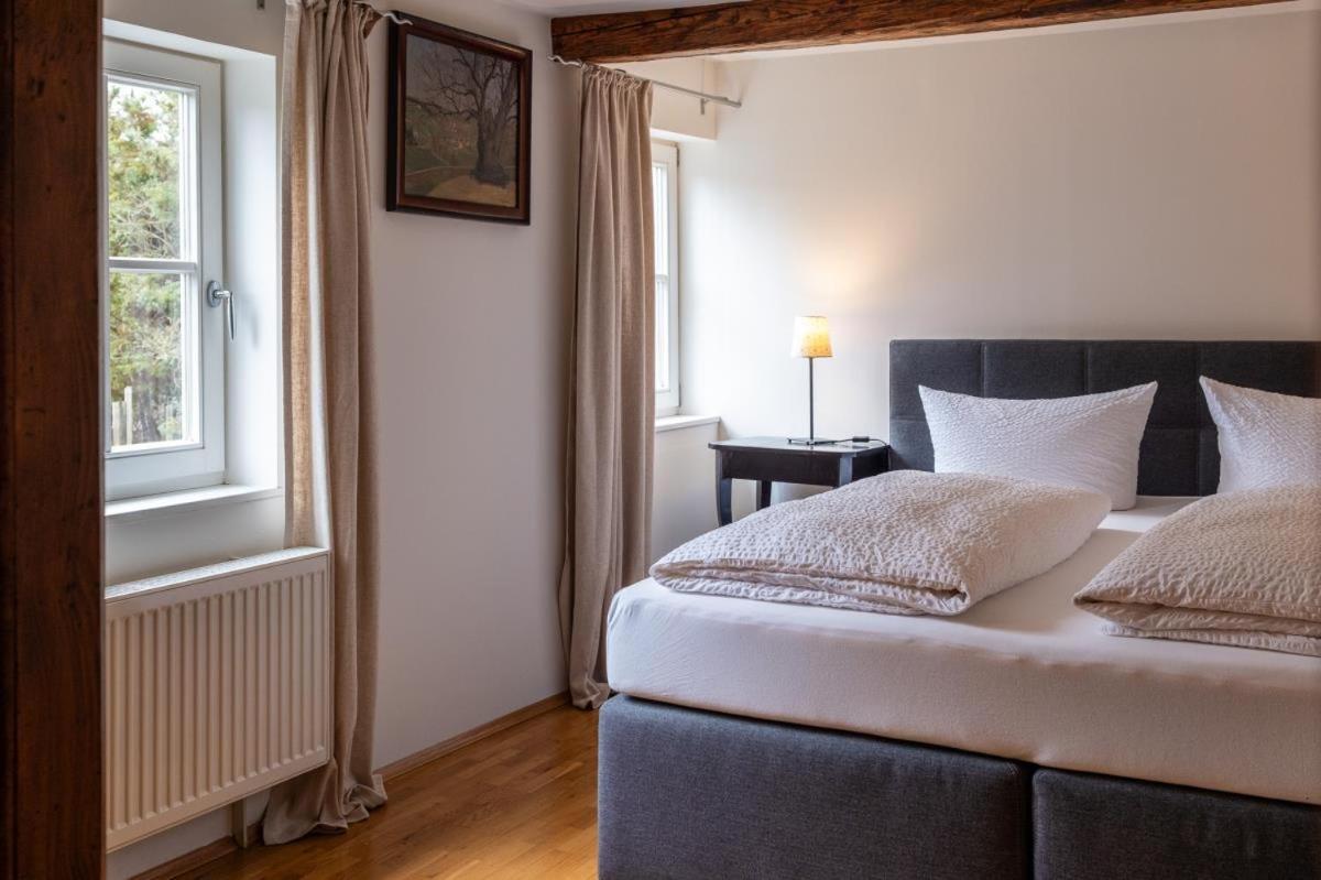 Apartmenthaus Brunnenhof Papstdorf ภายนอก รูปภาพ