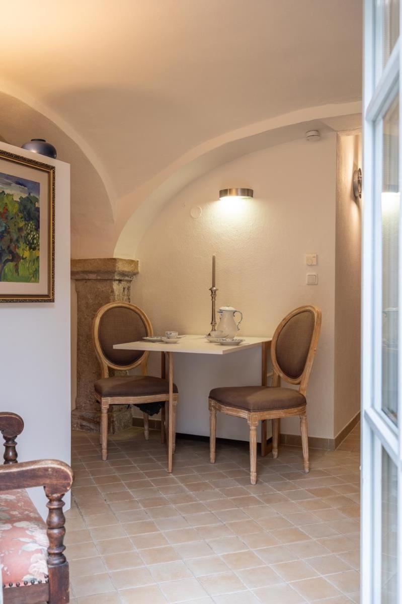 Apartmenthaus Brunnenhof Papstdorf ภายนอก รูปภาพ